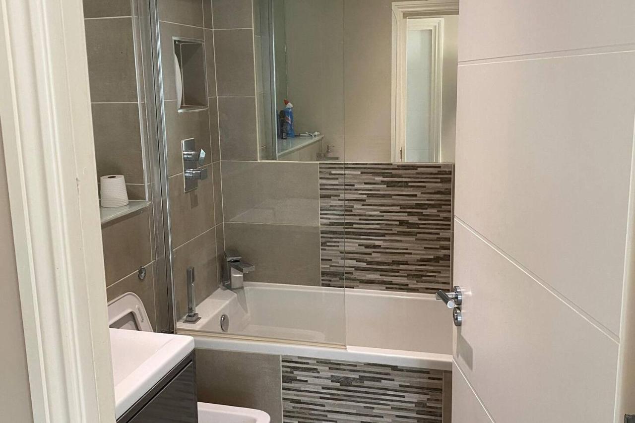 Beautiful Apartment Very Close To The Beach Hove Extérieur photo